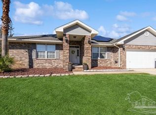 1727 Champagne Ave, Gulf Breeze, FL 32563