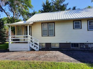 1007 Main St, Gregory, SD 57533