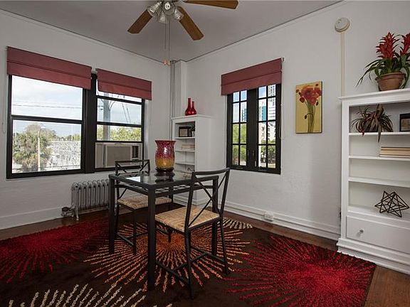 3rd image of 130 4th Ave N APT 201