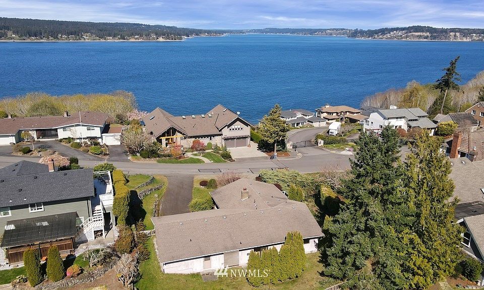 3631 Soundview Drive W, University Place, WA 98466 Zillow