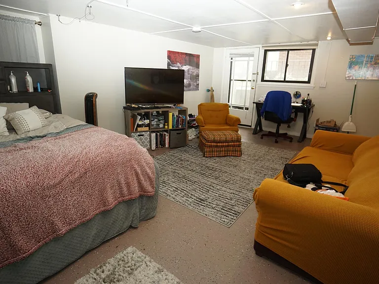 1575B W Laurel Ave #1575B — Photo 4