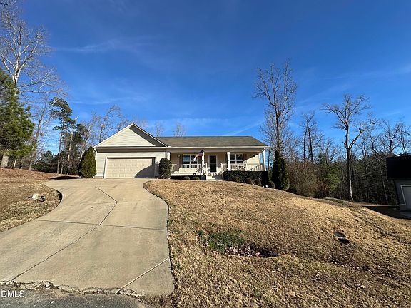 4th image of 205 Cherryhill Dr