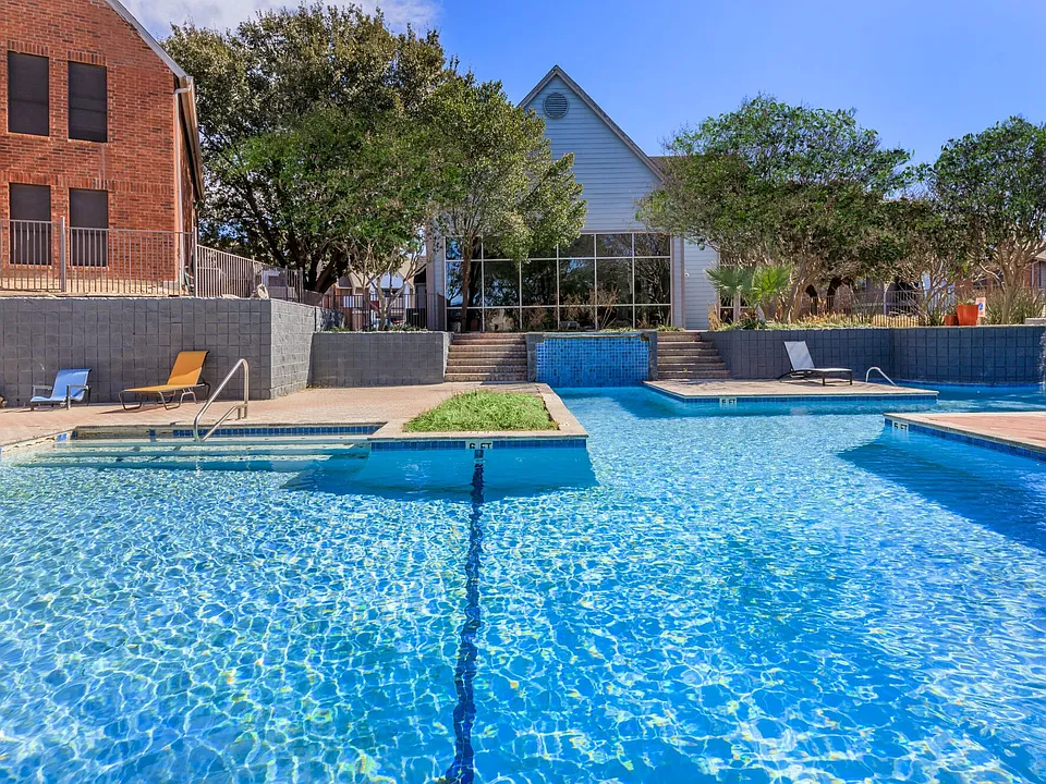 Cielo Apartments