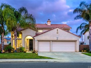27064 Lone Star Way, Menifee, CA 92585