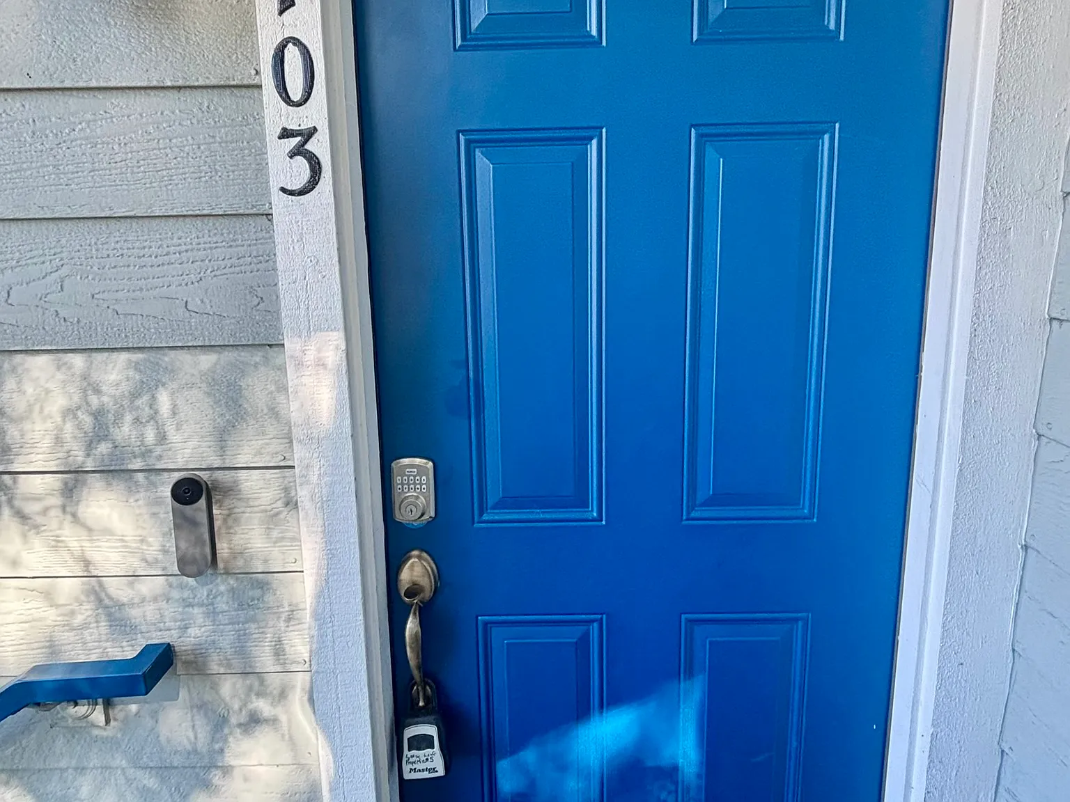 2 bed, 955 sqft, $3,300 — Photo 2