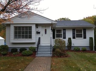 71 Sussex Ln, Worcester, MA 01602