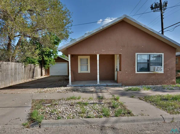 1115 W 3rd St, Portales, NM 88130