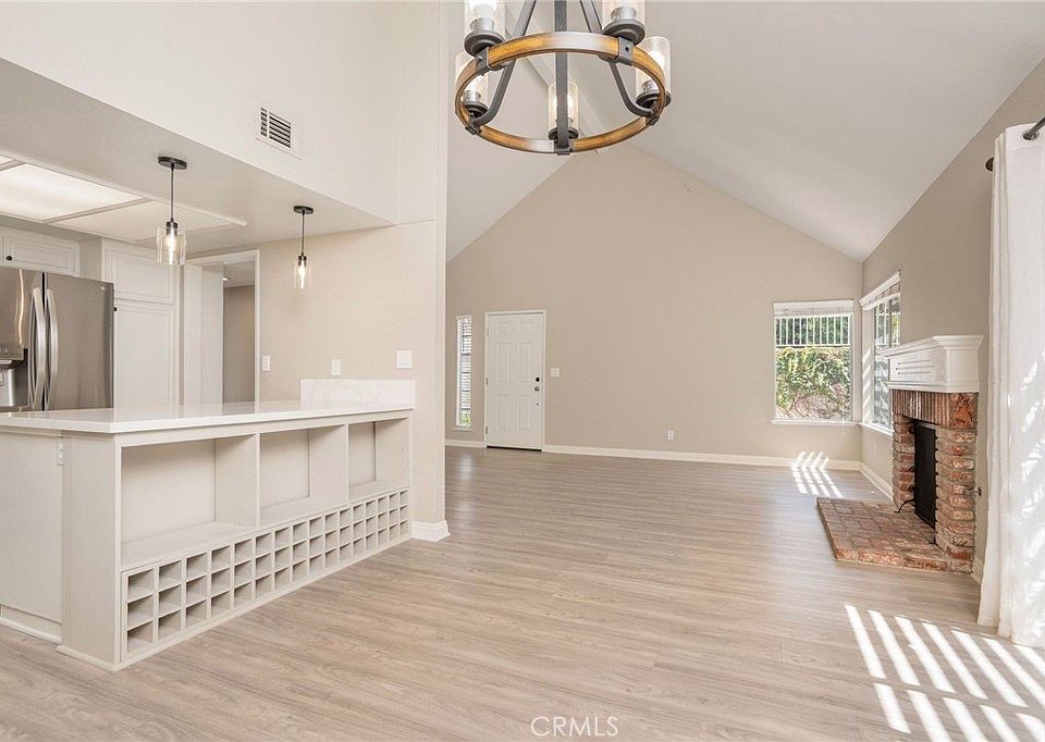 1st image of 1934 Suntree Ln #B