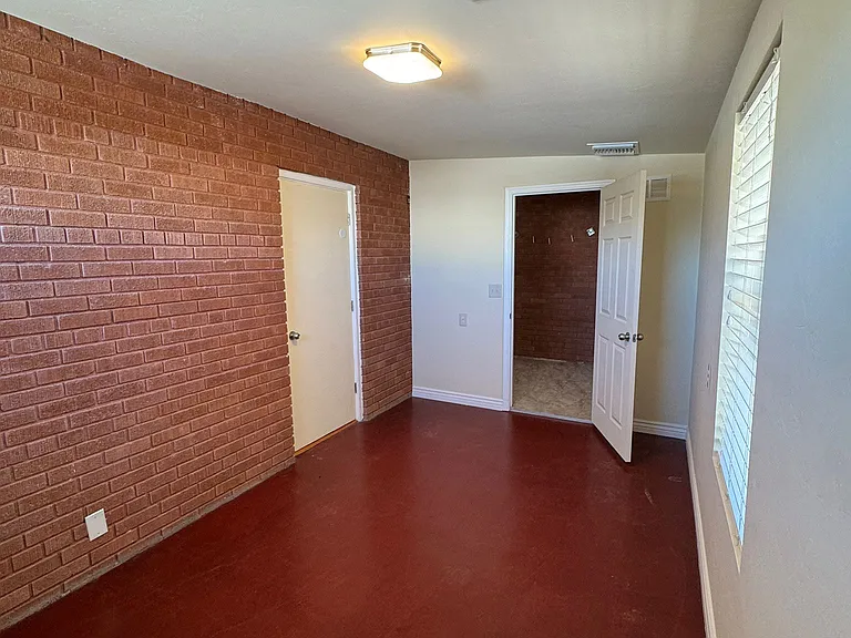 902 S Fremont Ave — Photo 19
