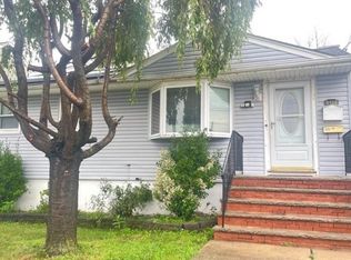 1193 Whelan Pl, Rahway, NJ 07065