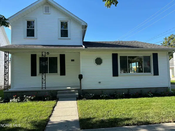 423 S Stearns Ave, Deshler, OH 43516