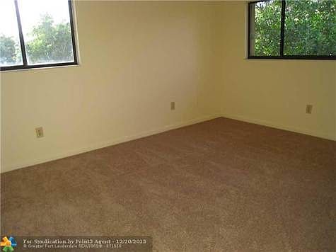 4th image of 9490 S Belfort Cir #202