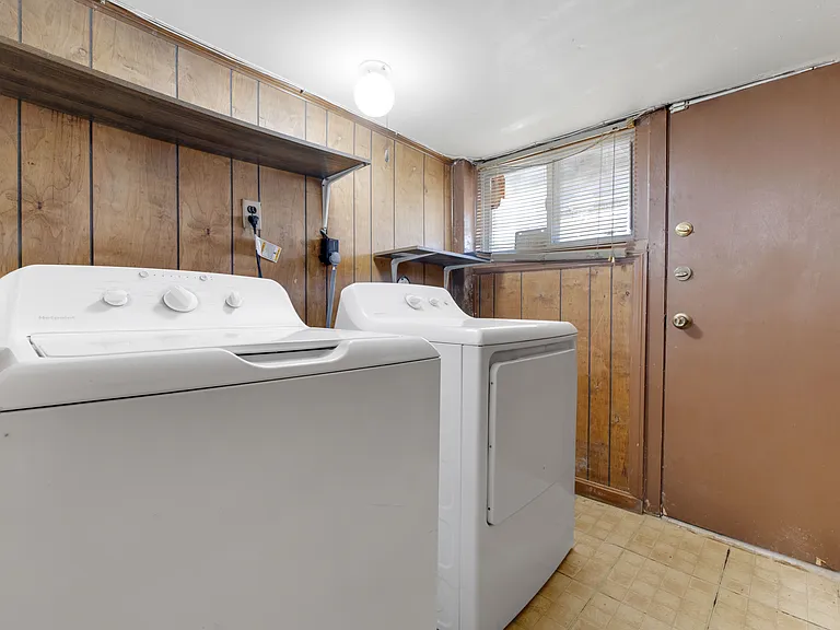 1409 Orren St NE — Photo 28