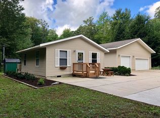 8144 S 72nd Ave, Montague, MI 49437