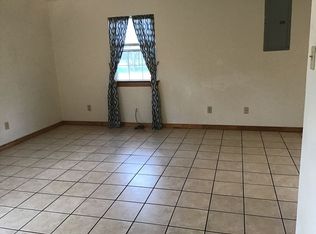 515 E James St, Wills Point, TX 75169