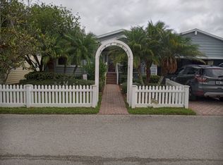 806 Grand Arbor Way, Plant City, FL 33565