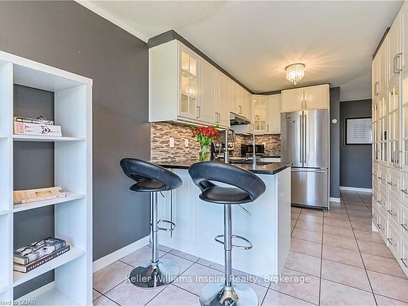 4th image of 161 Tait Cres