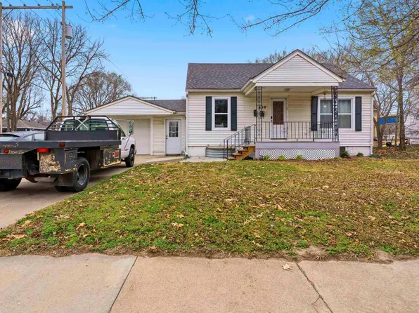 408 S 6th St, Manhattan, KS 66502