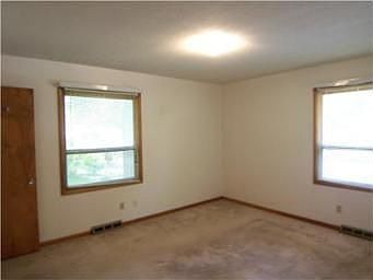 5th image of 809 Galveston Dr