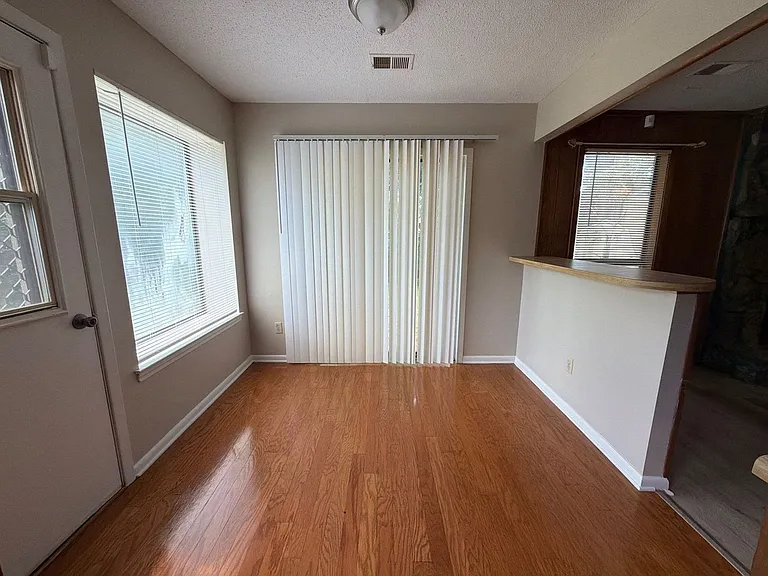 2253 Mangum Rd — Photo 9