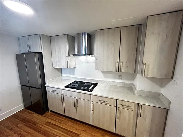 2100 Saint Charles Ave #3M — Photo 12