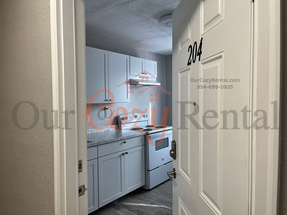 1st image of 190 Wilson St E #204