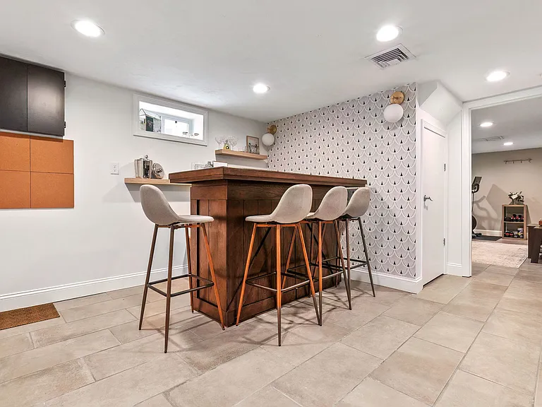 169 Grove St — Photo 14
