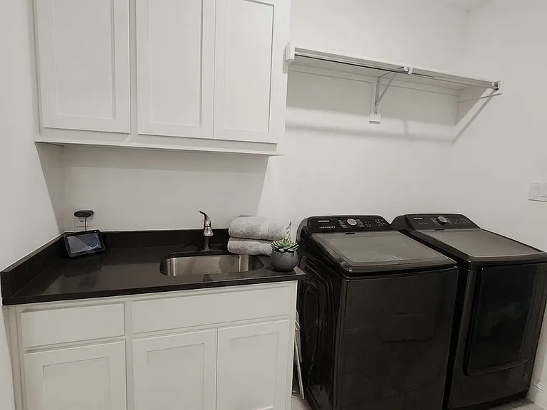 3328 Zenyatta Ct — Photo 14