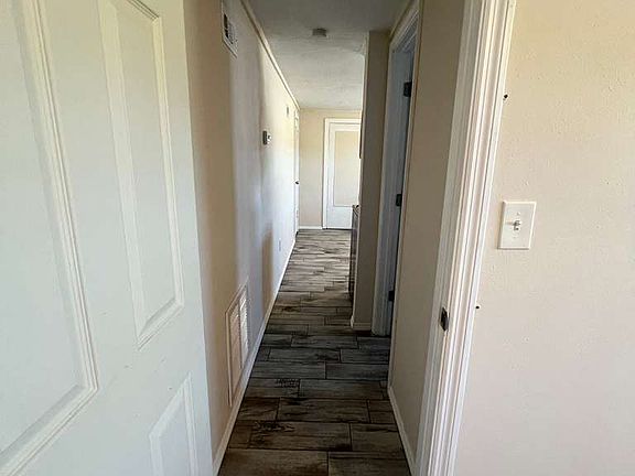 5th image of 100 Linda Dr #L