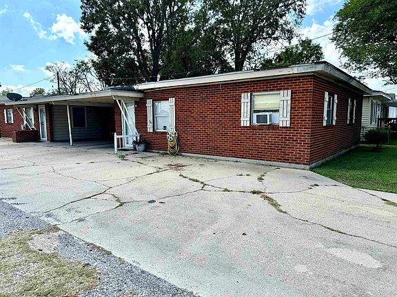 4th image of 330 Chennault St #A & B