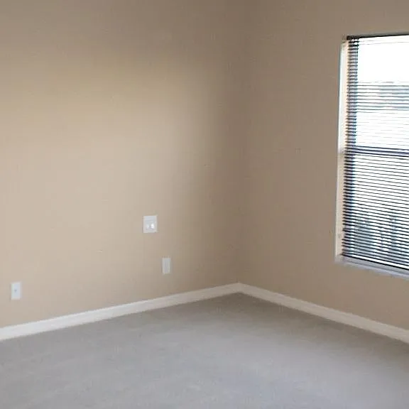 7215 Colonial Lake Dr — Photo 20