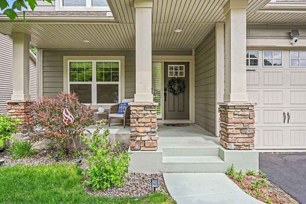 12581 Zumbrota St NE, Blaine, MN - View 3