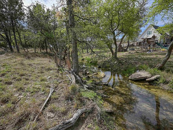 4th image of 129 Taylor Creek Way