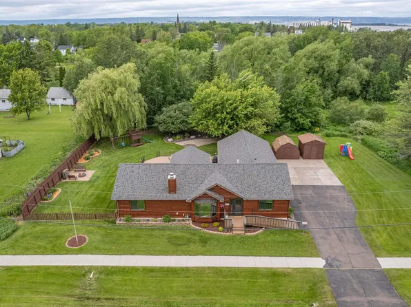 307 31st Ave E, Superior, WI 54880