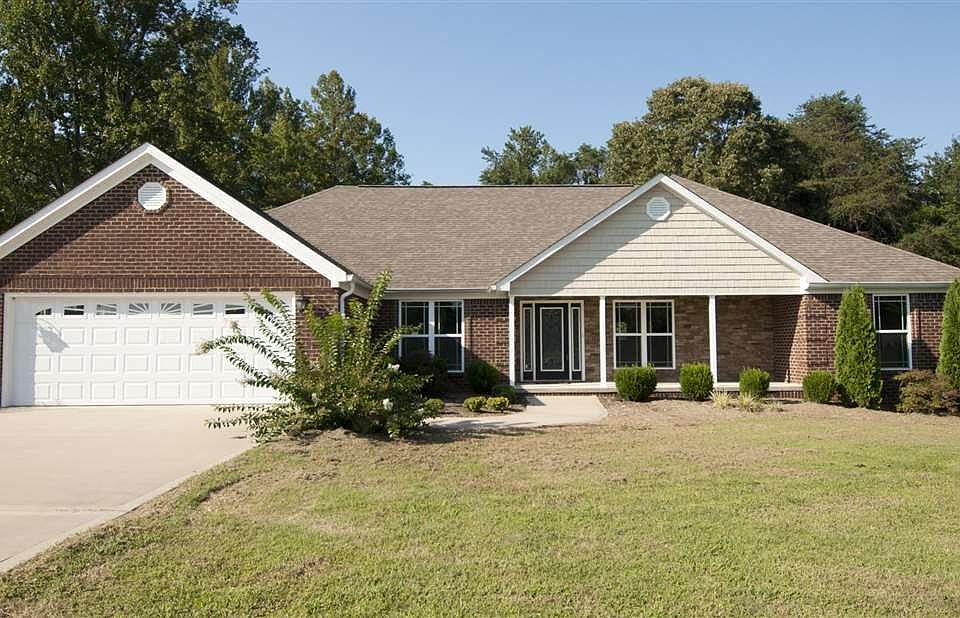 1st image of 174 Spring Cove Ln