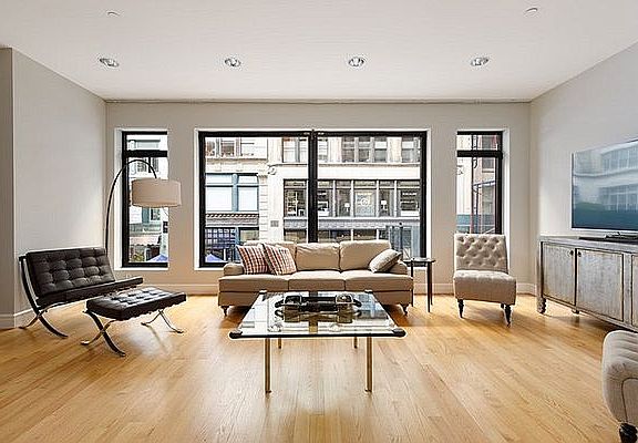 3rd image of 40 E 20th St APT 2