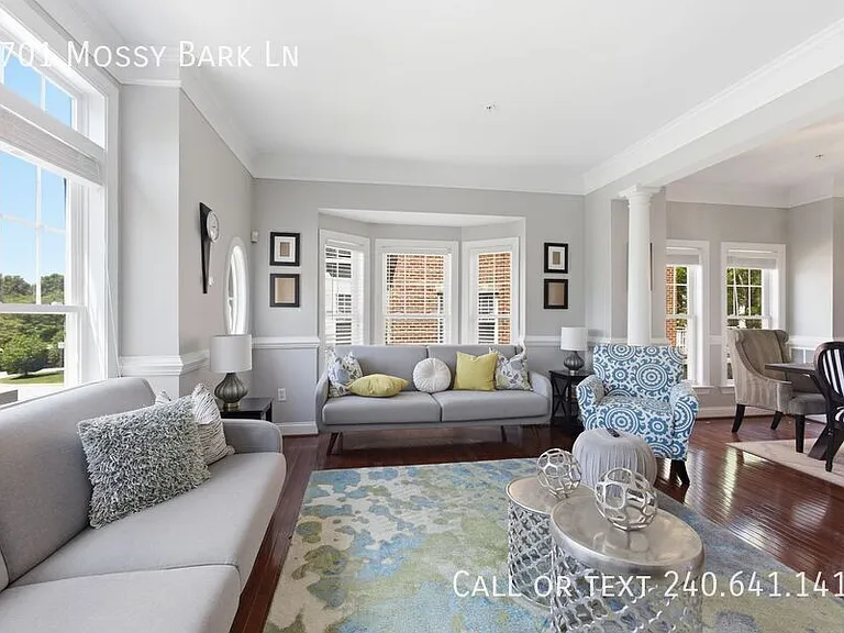 9701 Mossy Bark Ln — Photo 3