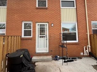 834 Exmouth St #22, Sarnia, ON N7T 5R2