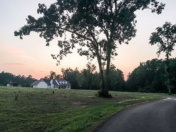2nd image of 2335 Fm Road 3129