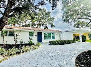 702 W Camino Real, Boca Raton, FL 33486
