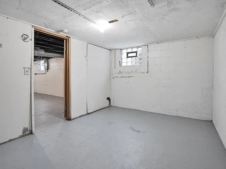 35324 Chestnut St — Photo 31