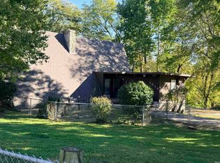 3015 Valleyview Dr, Logansport, IN 46947