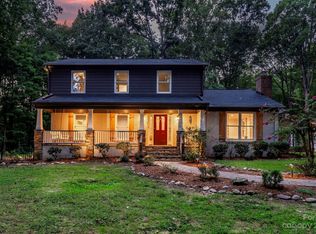 432 Raintree Dr, Matthews, NC 28104