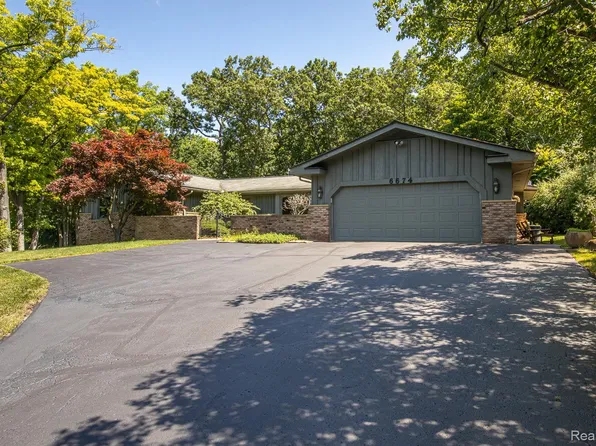 6674 Balmoral Ter, Clarkston, MI 48346