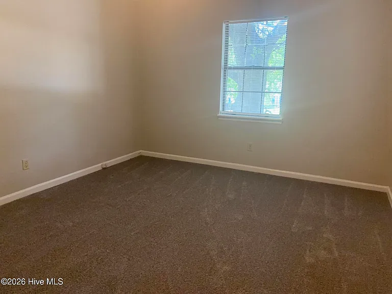 419 Evans Mill Cir — Photo 8
