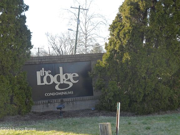 2nd image of 3506 Lodge Ln APT 328