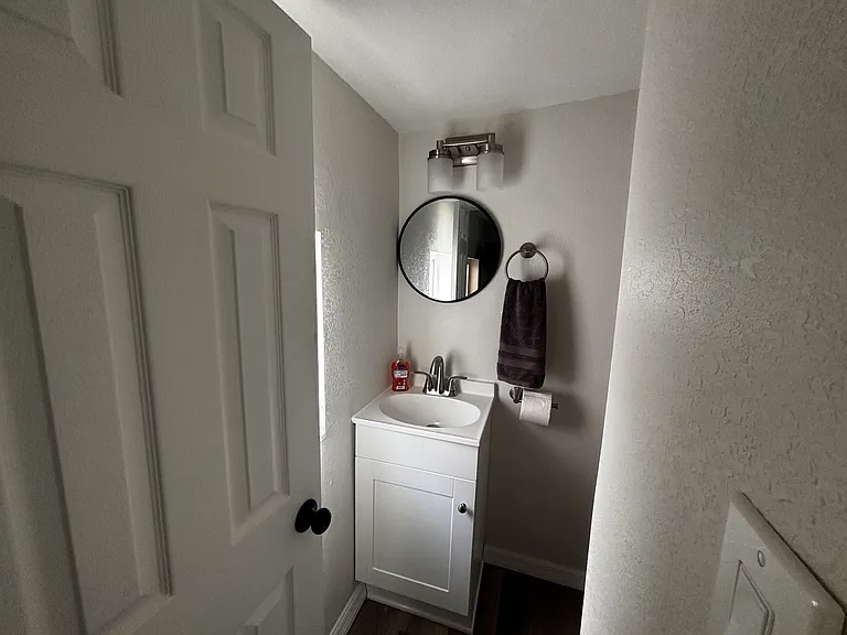 128 Beach Ave #A — Photo 7