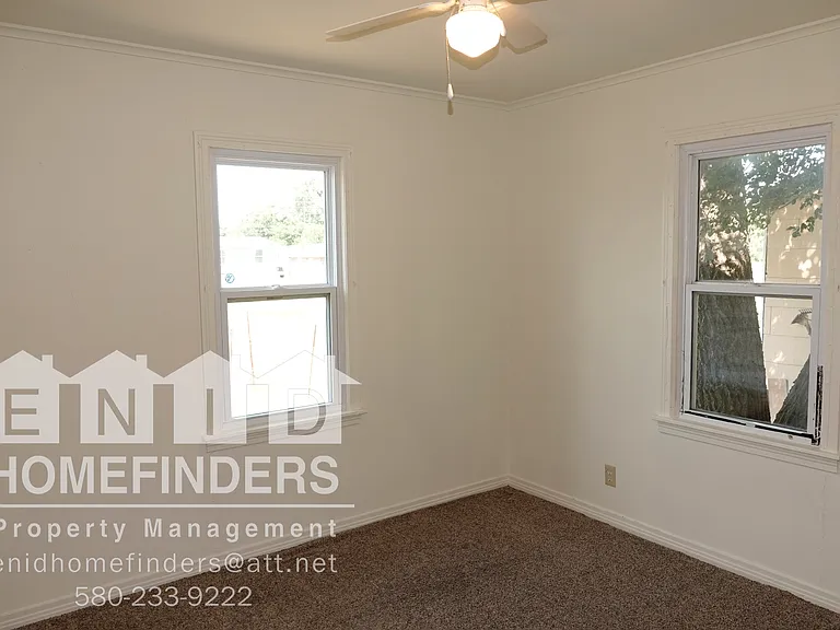 608 W Cherry Ave — Photo 9
