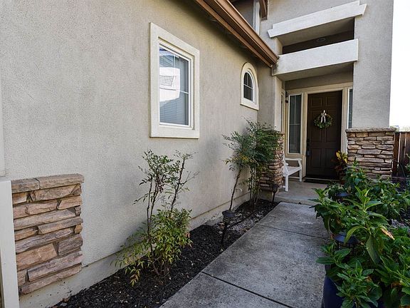 4th image of 1417 Alder Creek Ct