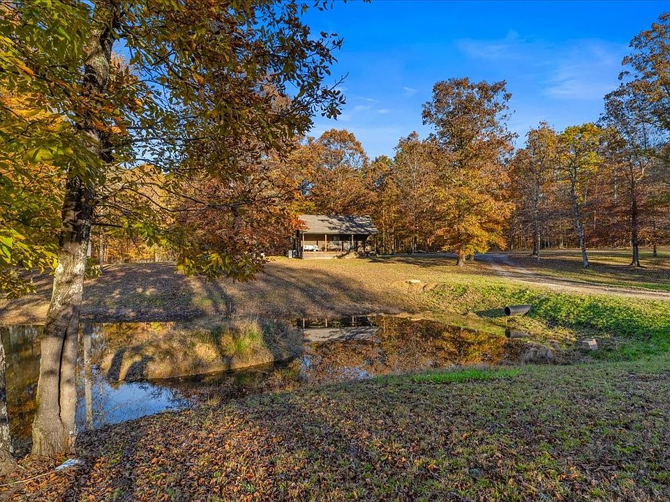 1st image of 450 Flat Branch Rd